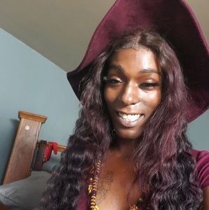 Meet your Posher, Anastasia